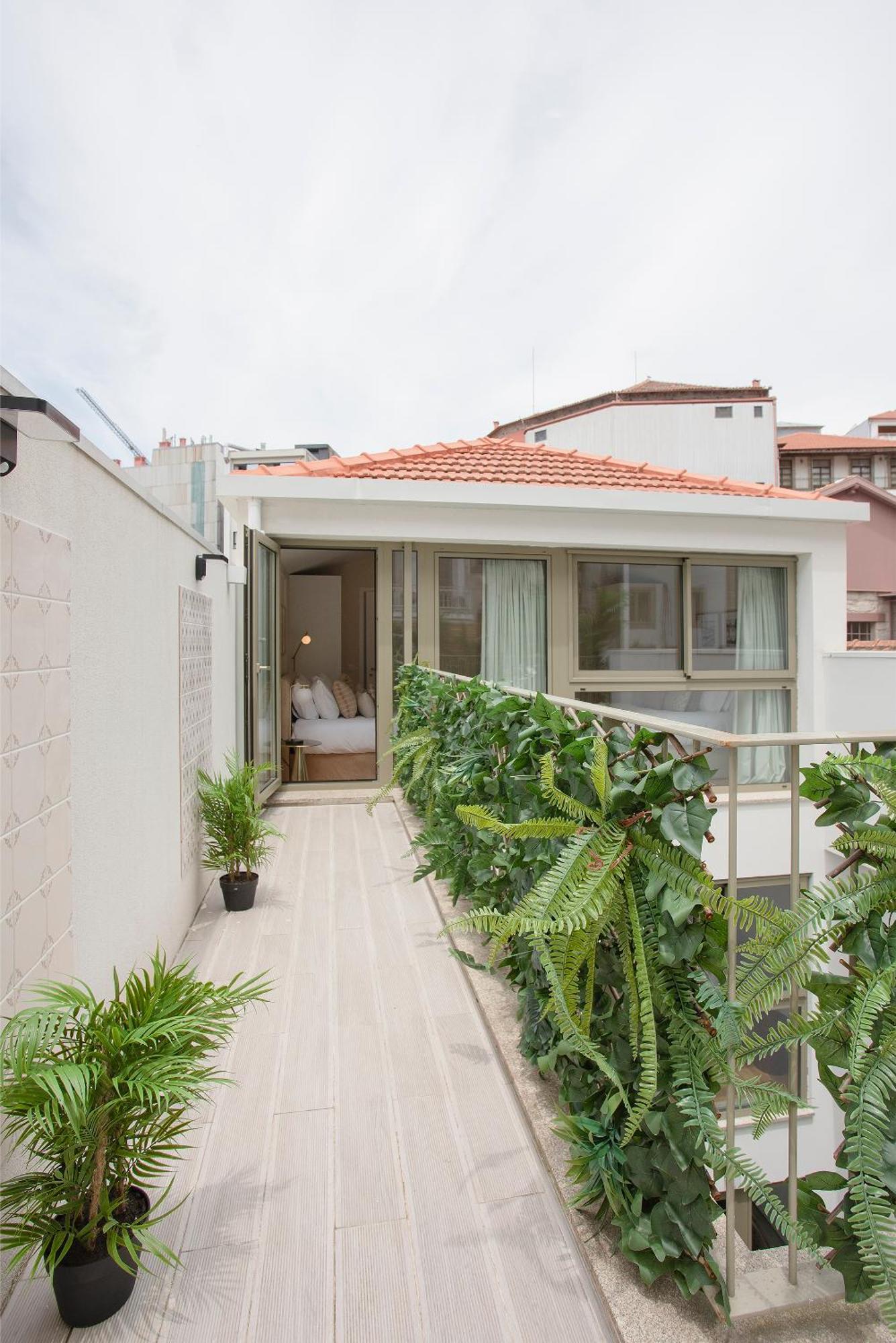 דירות Liiiving In Porto - Soho Urban Retreat מראה חיצוני תמונה