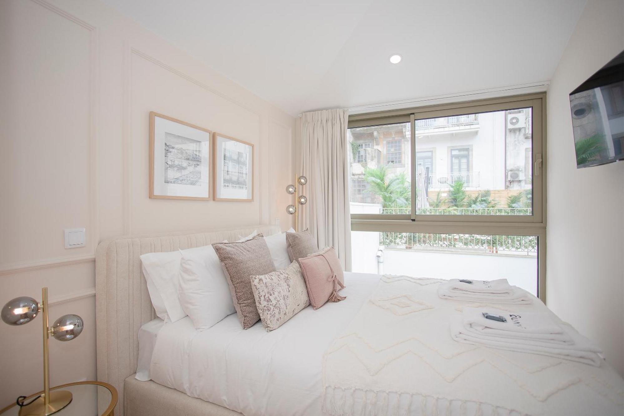 דירות Liiiving In Porto - Soho Urban Retreat מראה חיצוני תמונה